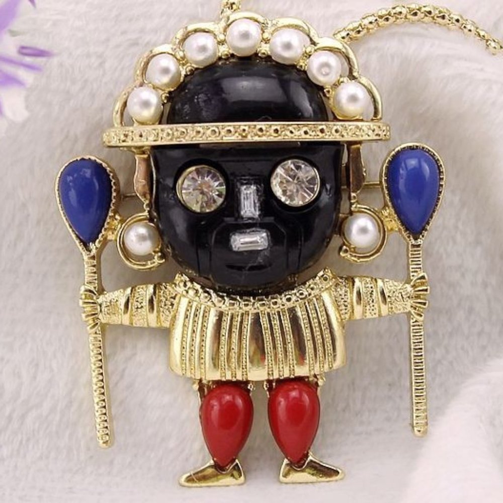 ZULU Warrior Kenneth J Lane Voodoo Witch Doctor Tiki Necklace Brooch Black